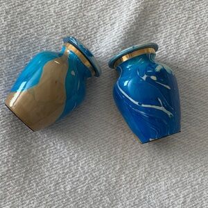 Small Keepsake Ceramic Urns- vintage Ocean Tide x2
